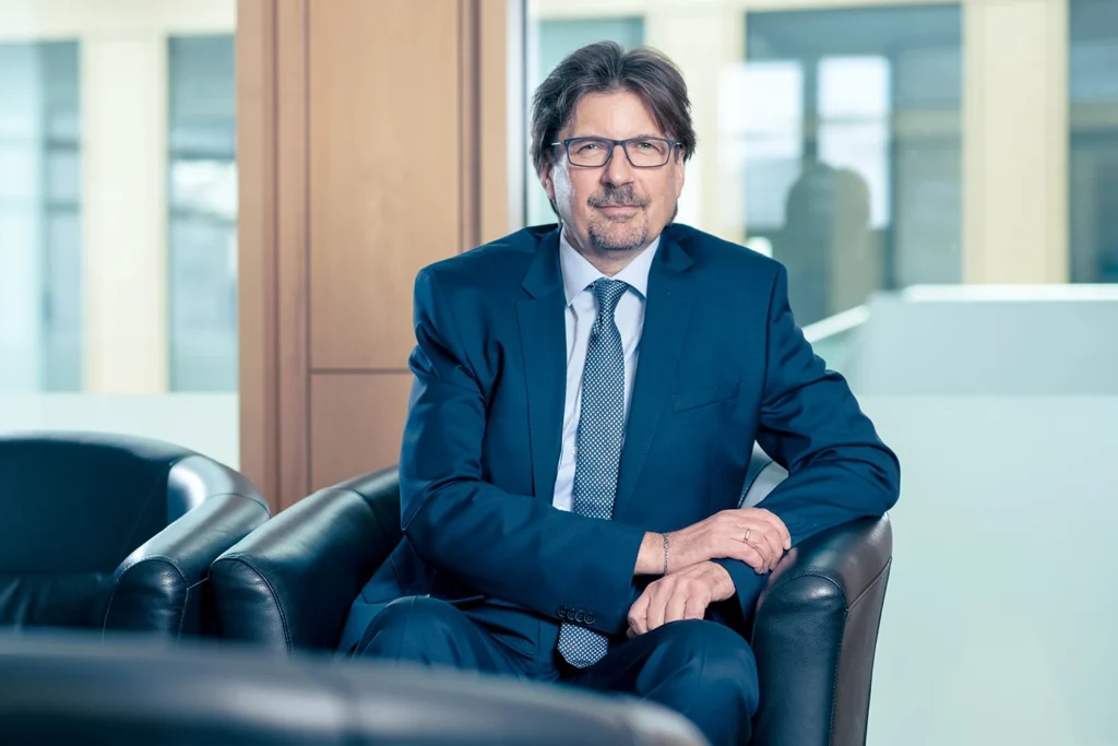 Dr. Joachim Schmid Rechtsanwalt und Datenschutzbeauftragter IT-Recht Datenschutzrecht Insolvenzrecht legalcloud24 - 1